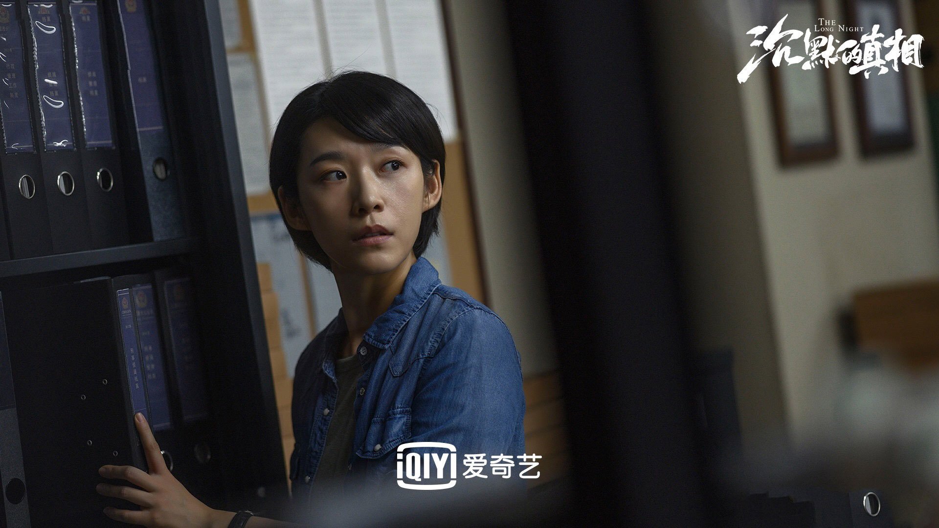 “青少年足球公益跑活动引领全民健身热潮”，足球公益活动标语