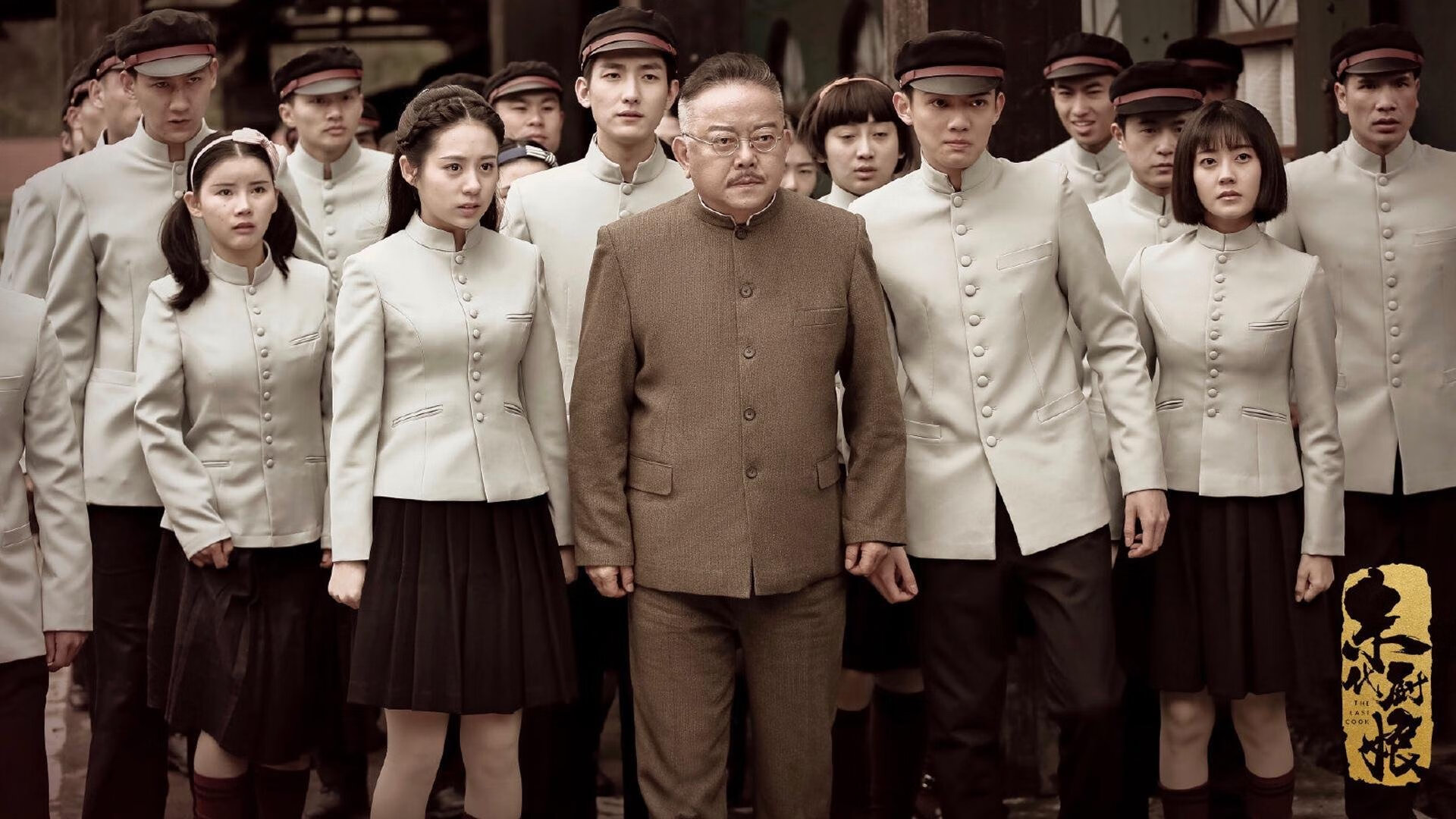 AYX体育官网-在一次经典对决中，库里连续两节投中九个三分球，带领勇士轻松取胜！