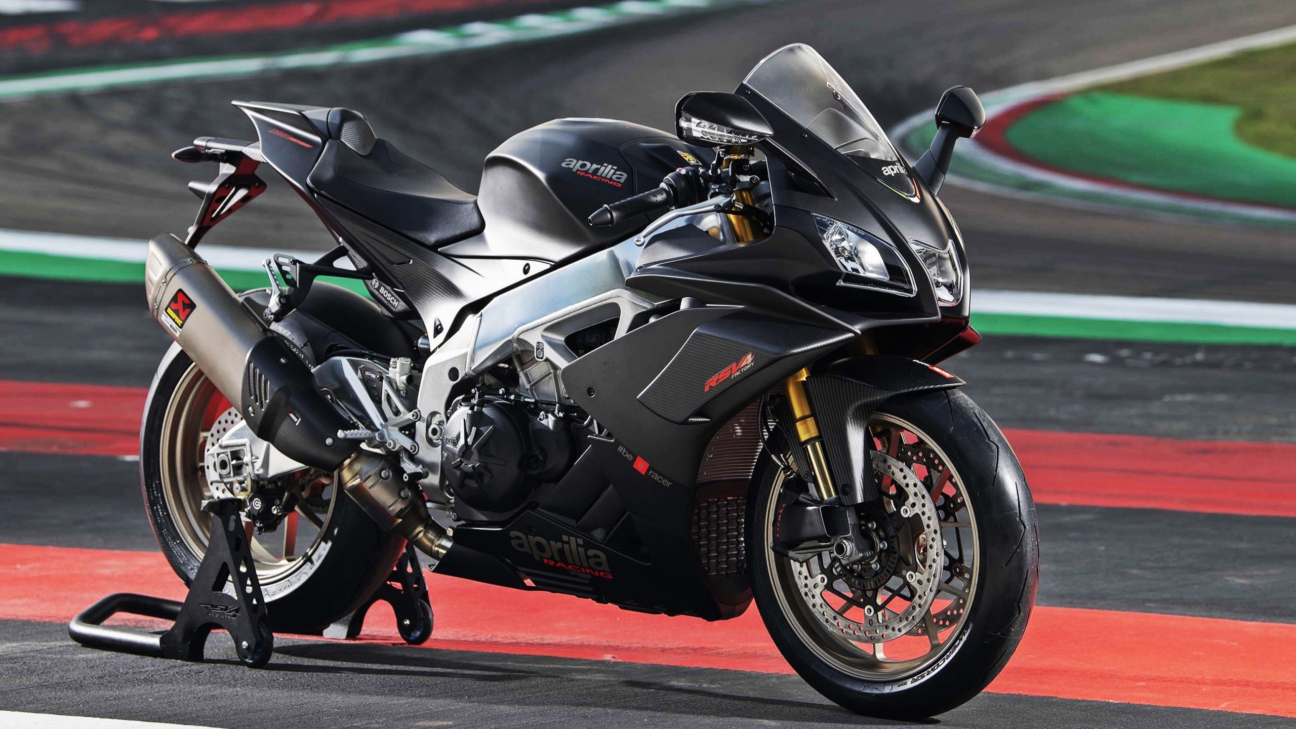 国足门将大脚出击行为模式可视化研究,足球守门员大脚