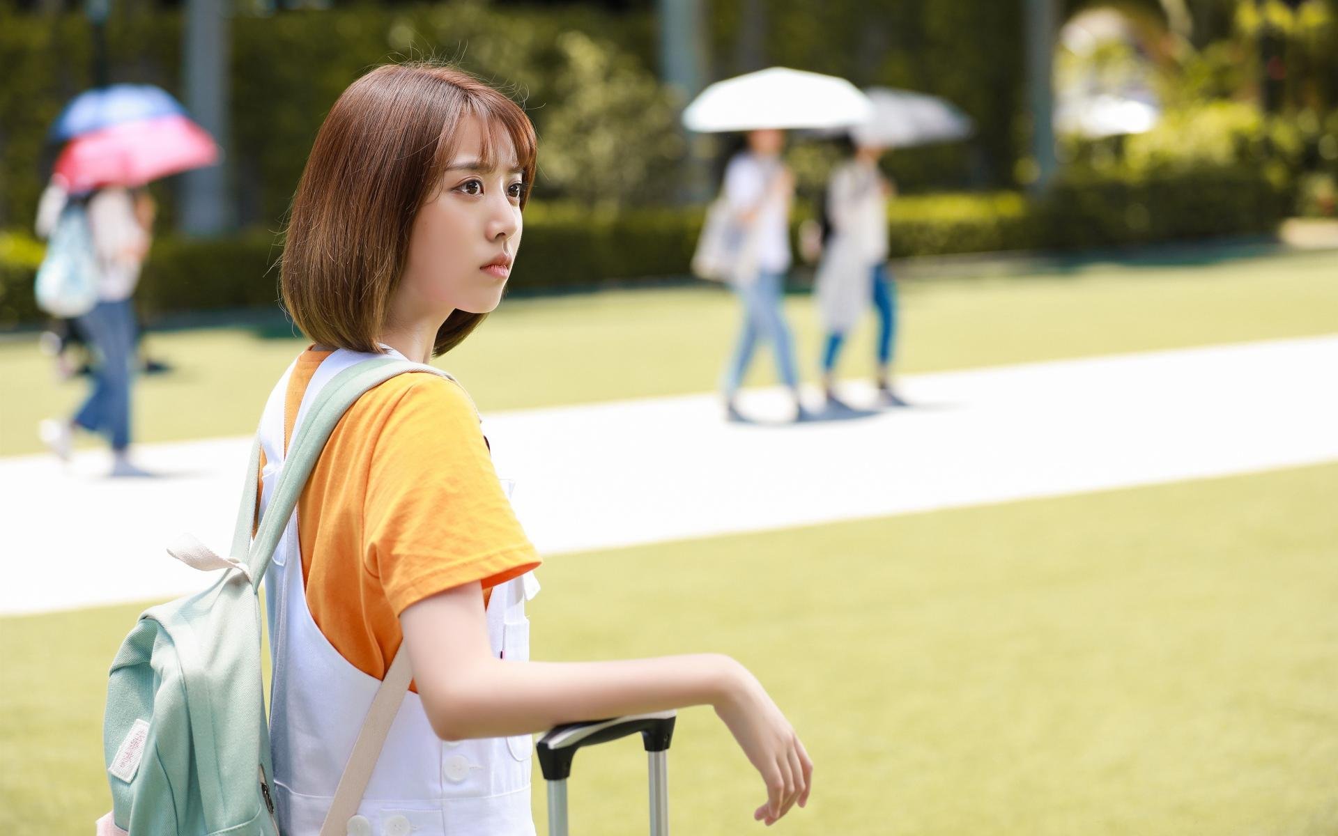 爱游戏下载-“武汉马拉松：冲刺瞬间，赛场爆发速度激情！”